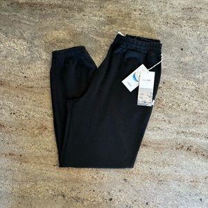 NWT Vuori Boyfriend Jogger Size Small Black Heather